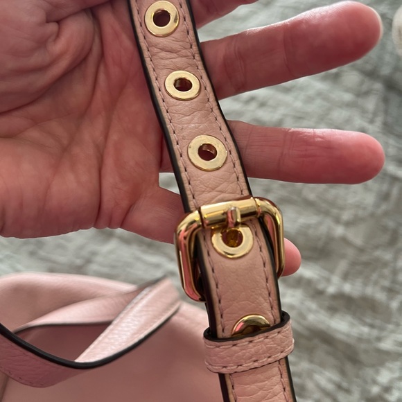 Michael Kors Blush Pink Crossbody Bag with Gold Accents - Picture 6 of 8